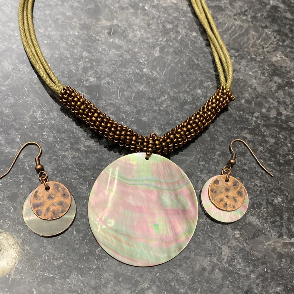 Lia Sophia Gold and Brown Necklace plus Matching Earrings